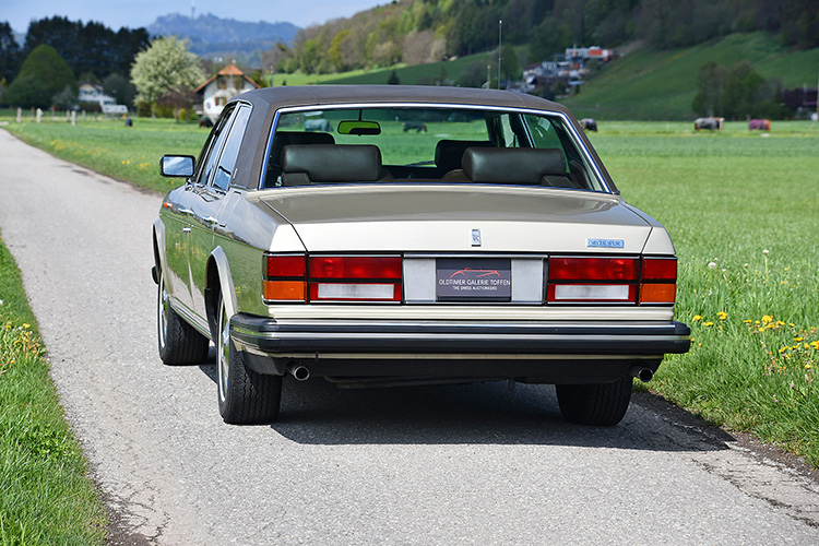 Rolls-Royce Silver Spur_02